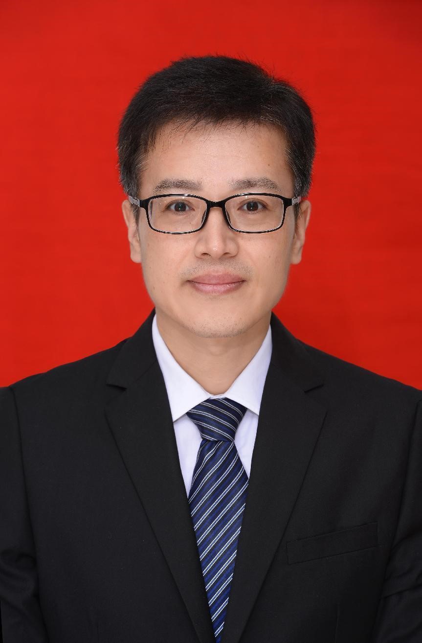 刘万强照片.jpg